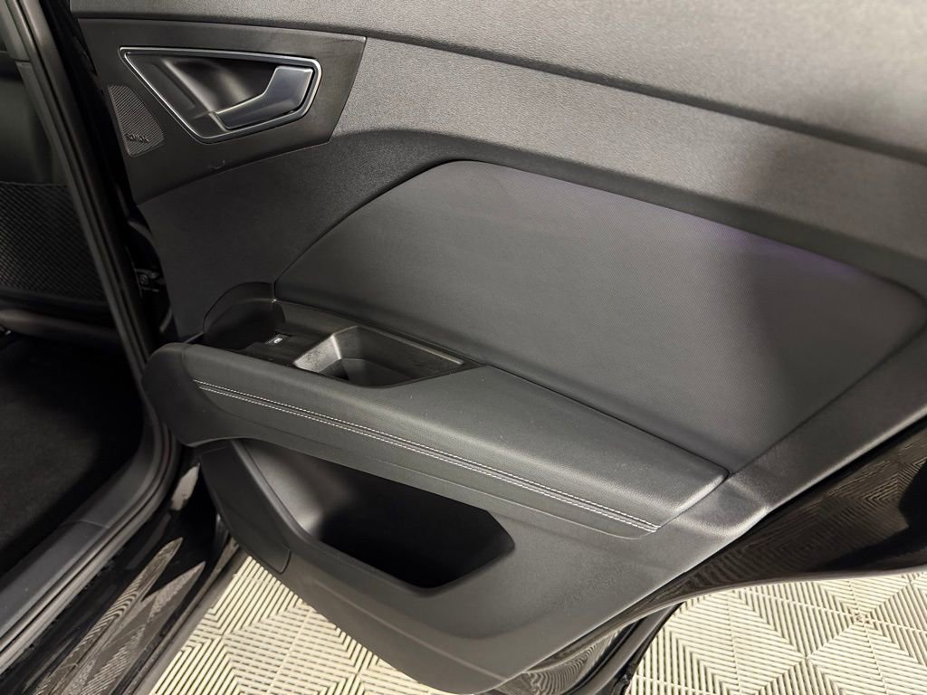 Used 2024 Audi Q4 e-tron Premium Plus w/ Premium Plus image 35