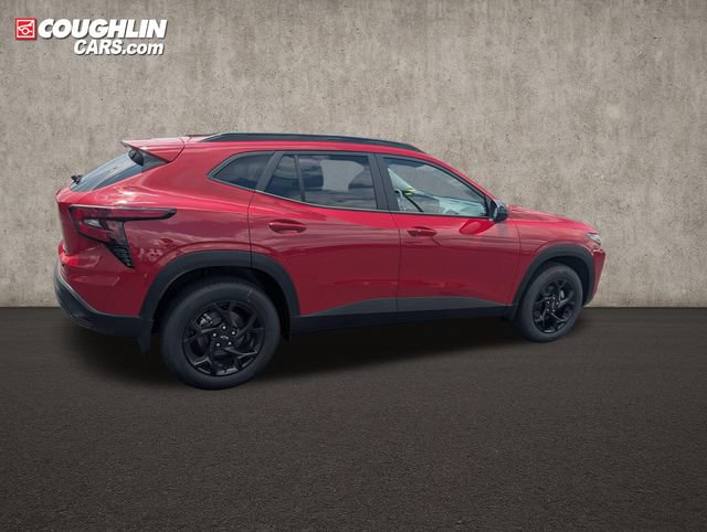 New 2026 Chevrolet Trax LT w/ Driver Confidence Package FWD image 8