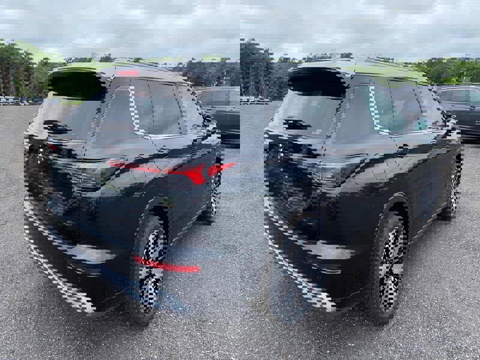 New 2025 Mitsubishi Outlander AWD image 3