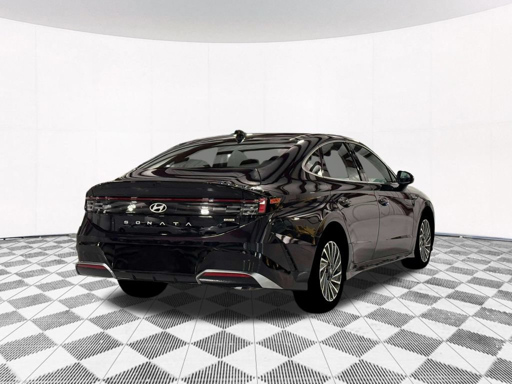 New 2026 Hyundai Sonata SEL FWD image 10