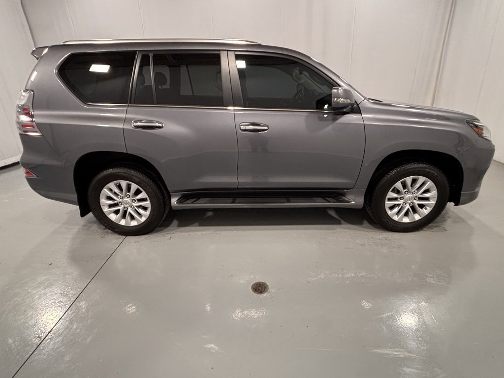 Used 2023 Lexus GX 460 Premium image 5
