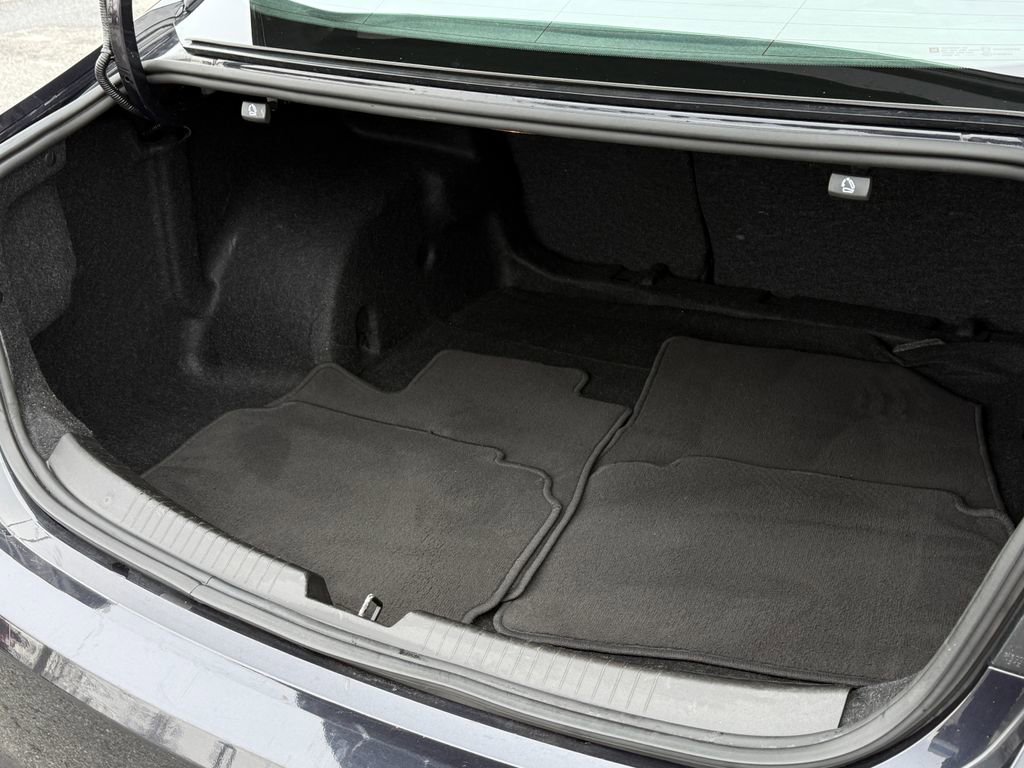 Used 2023 Chevrolet Malibu LT image 13