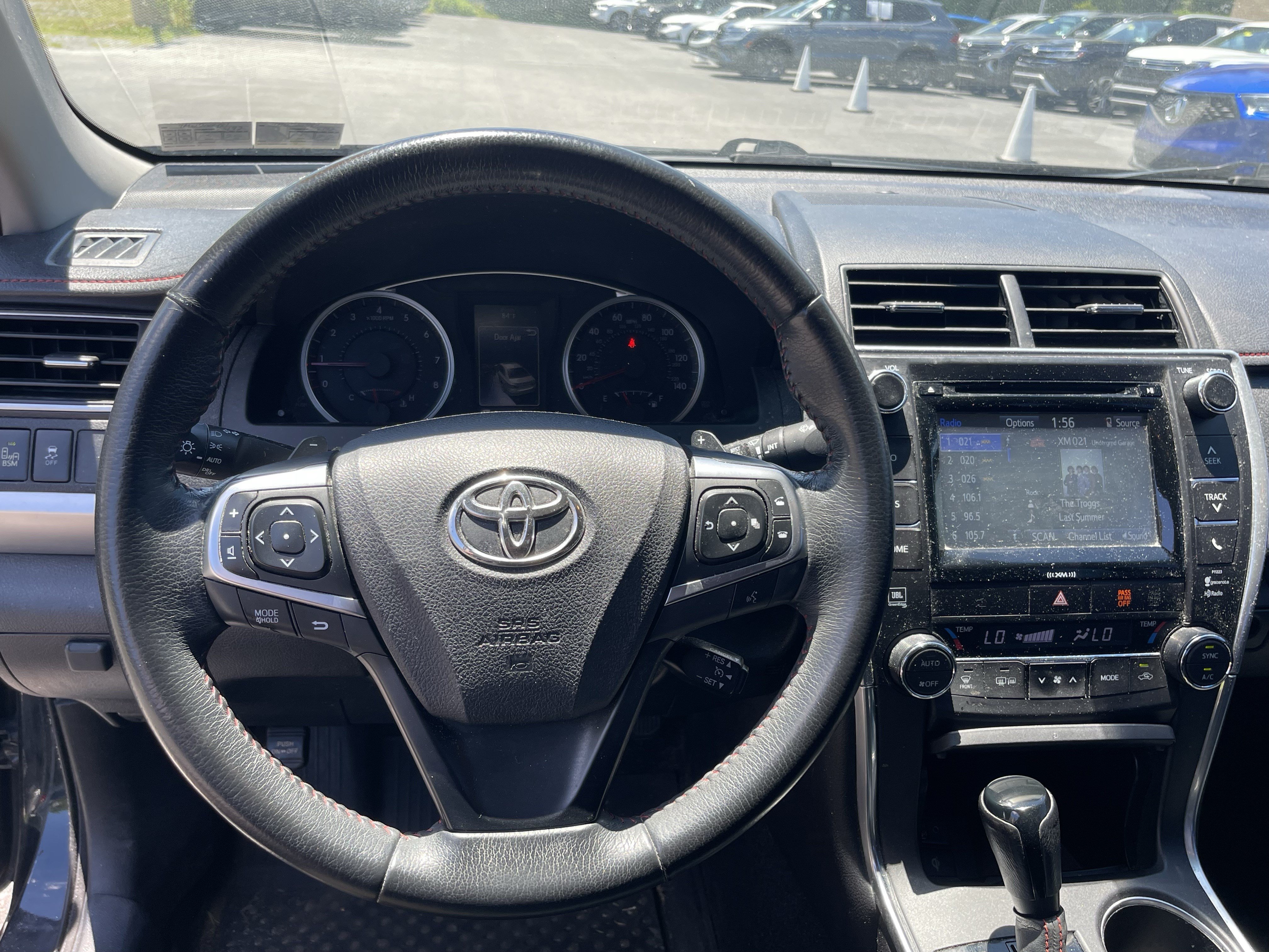 Used 2017 Toyota Camry XSE w/ Moonroof Package FWD image 12