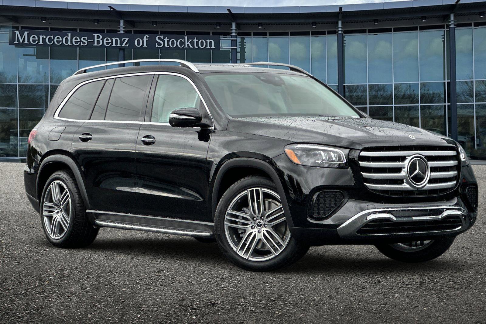 New 2026 Mercedes-Benz GLS 450 4MATIC