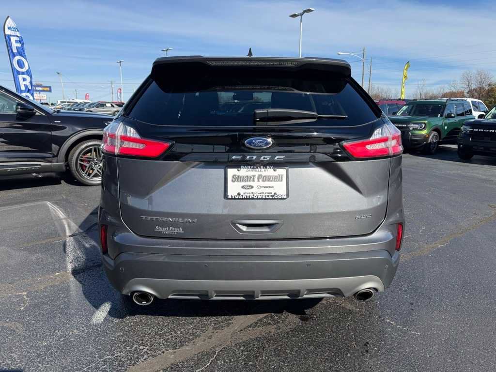 Used 2024 Ford Edge Titanium image 24