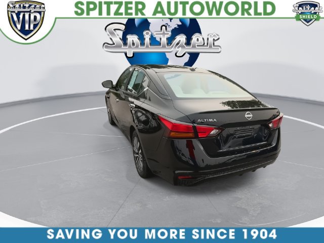 Used 2024 Nissan Altima 2.5 SV FWD image 11