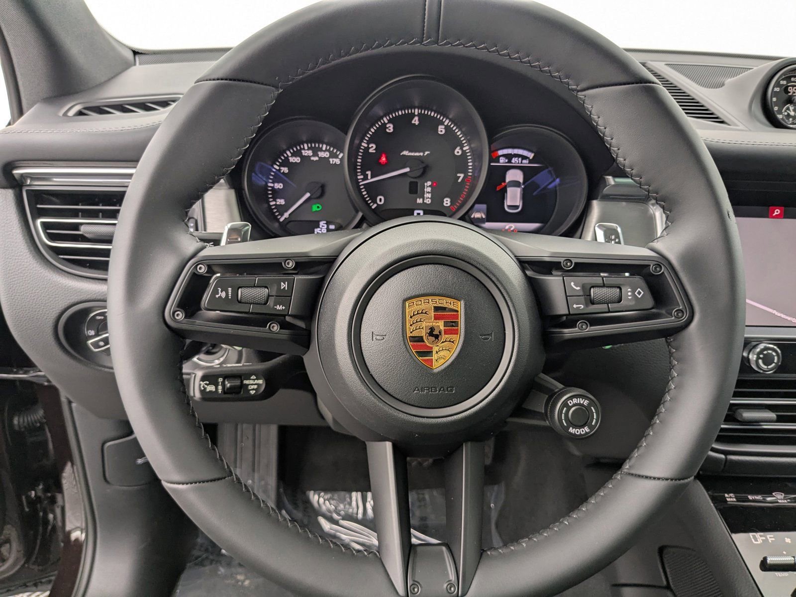 New 2026 Porsche Macan Turbo image 14