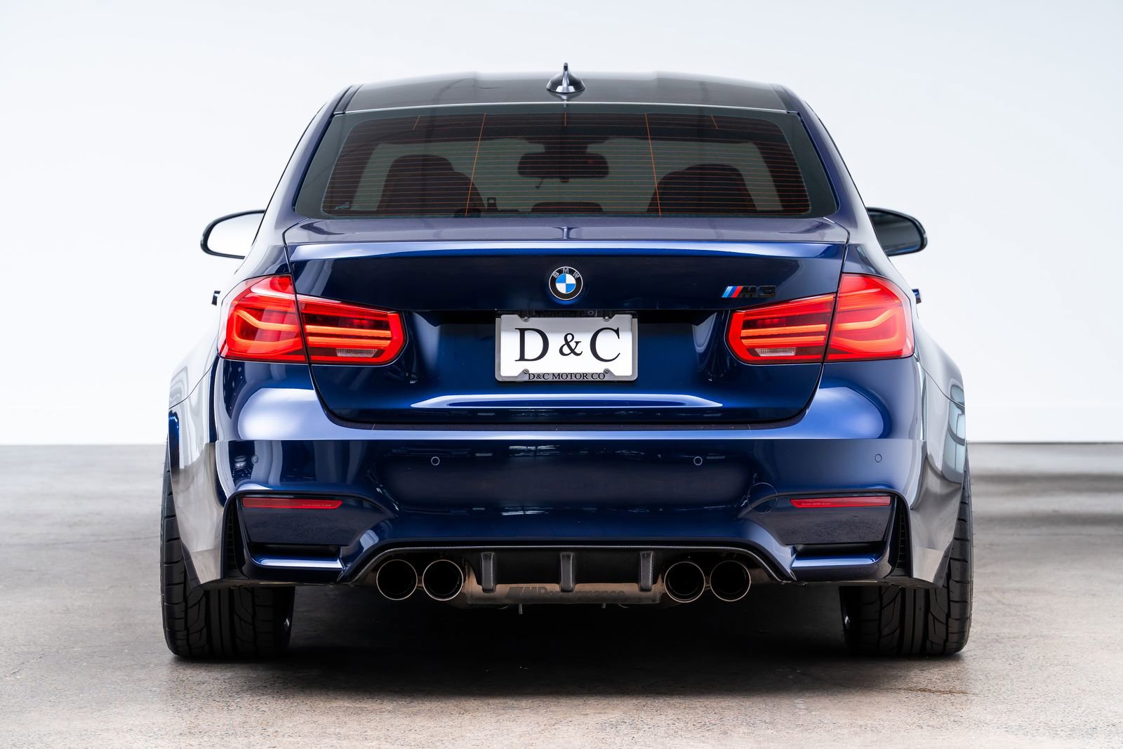 Used 2018 BMW M3 w/ Competition Package RWD image 10