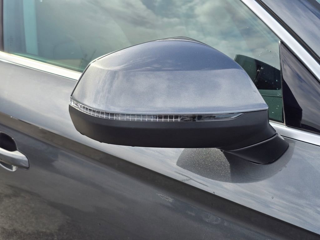 Used 2023 Audi Q5 2.0T Premium w/ Convenience Package image 28