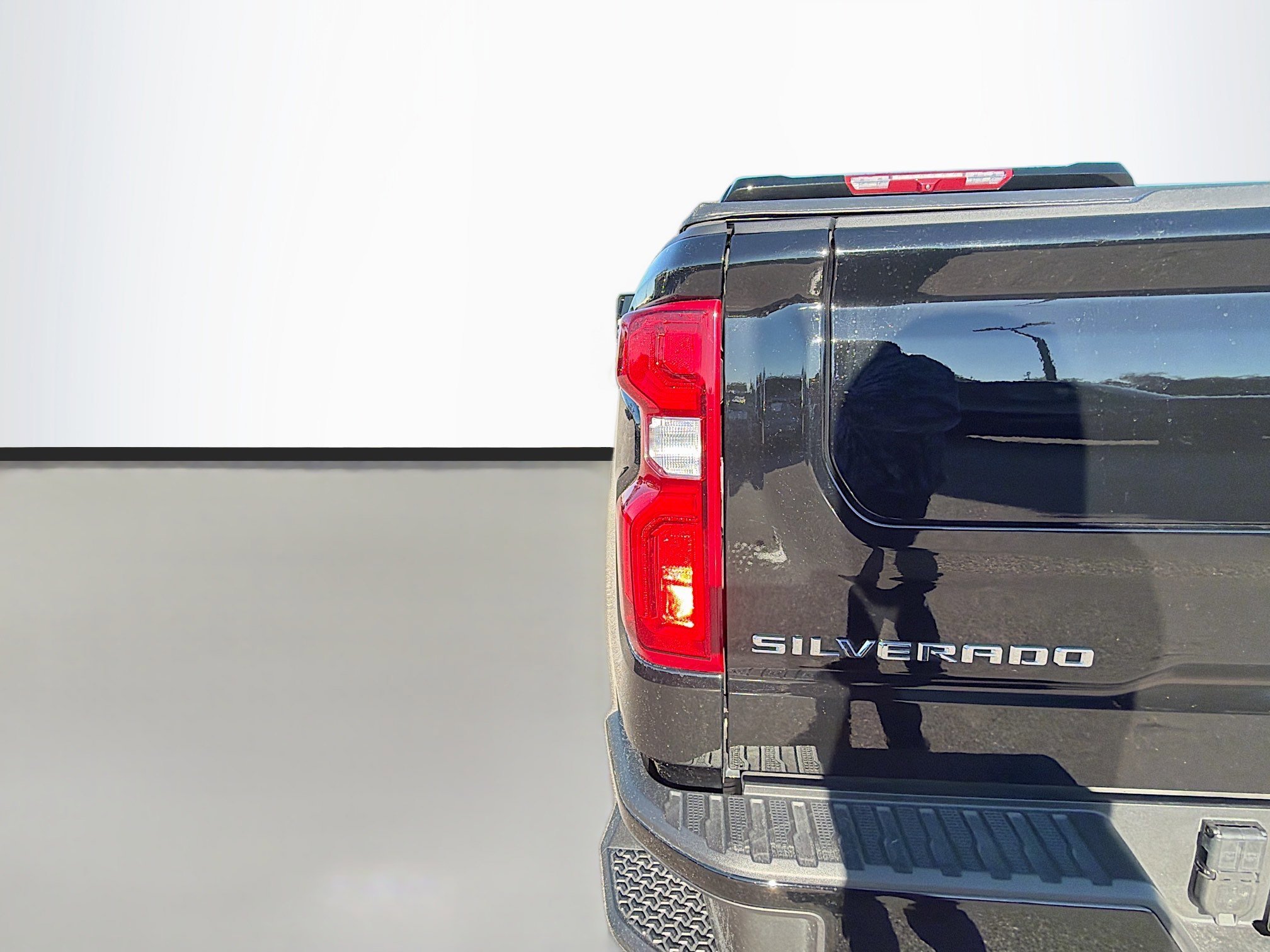 Used 2025 Chevrolet Silverado 1500 High Country w/ High Country Premium Package image 10