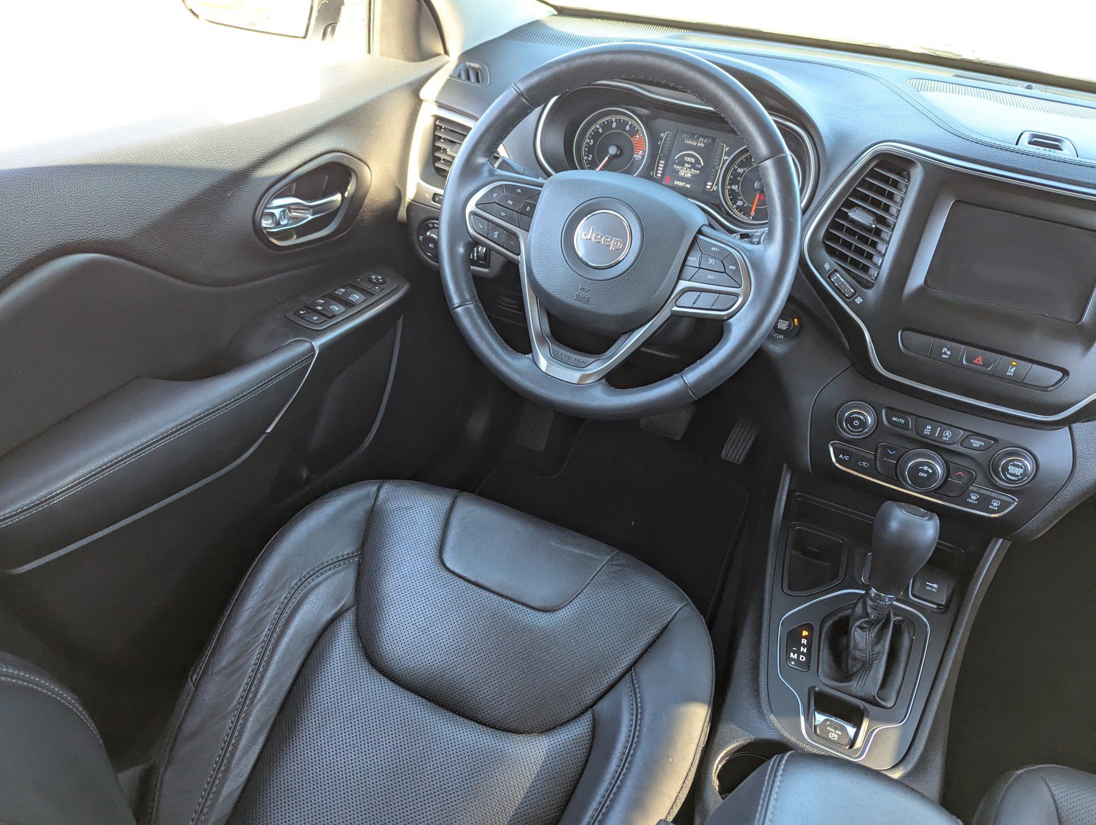 Used 2021 Jeep Cherokee Latitude Lux image 17