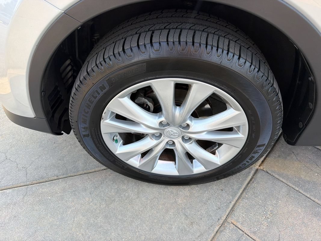 Used 2015 Toyota RAV4 Limited AWD/4WD image 11