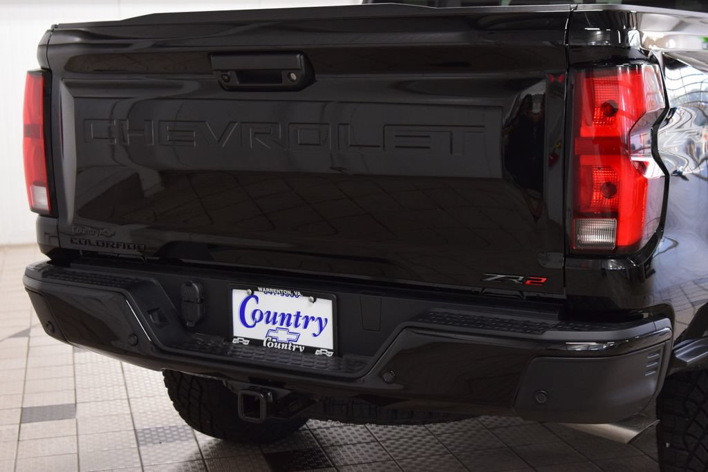 New 2026 Chevrolet Colorado ZR2 w/ Technology Package AWD/4WD image 24