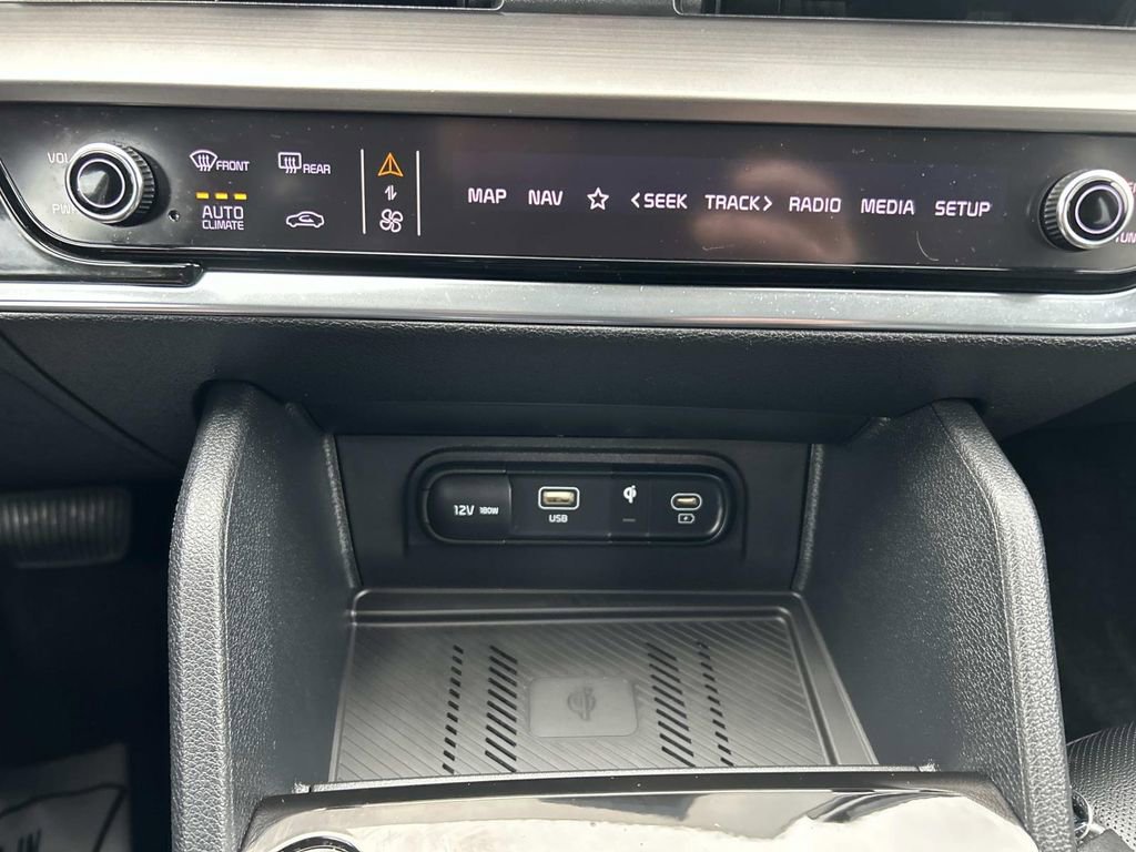 Certified 2023 Kia Sportage EX image 26