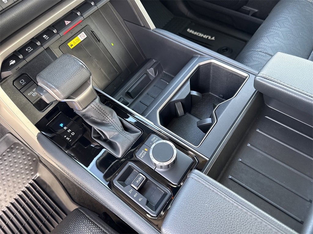 Used 2024 Toyota Tundra Limited image 30