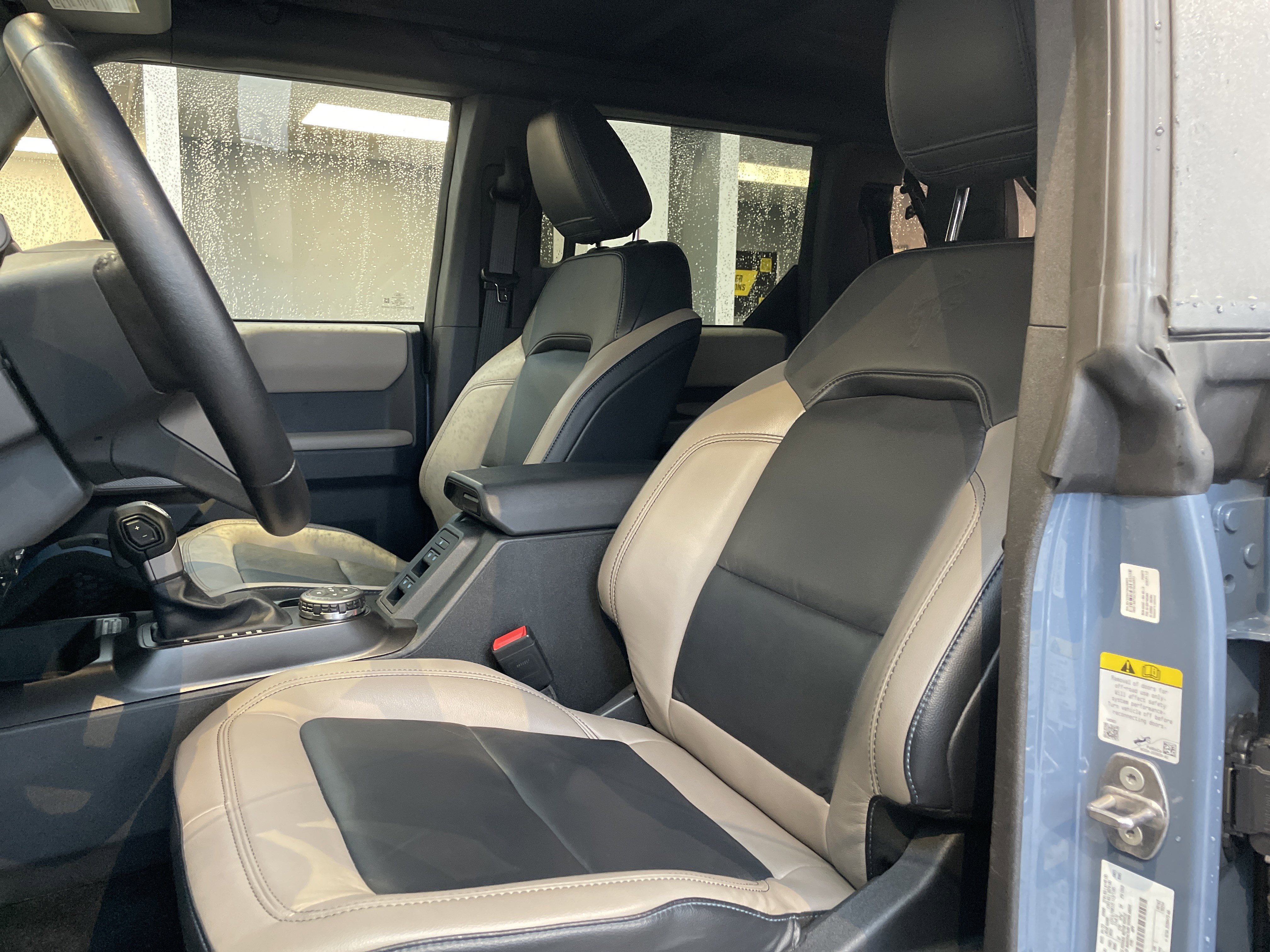 Used 2023 Ford Bronco Wildtrak image 17