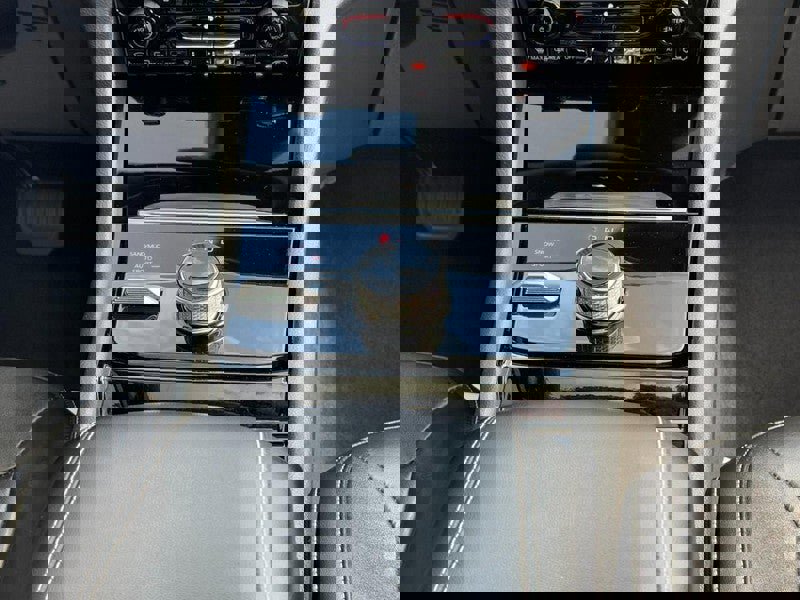 Used 2022 Jeep Grand Cherokee L Limited AWD/4WD image 16