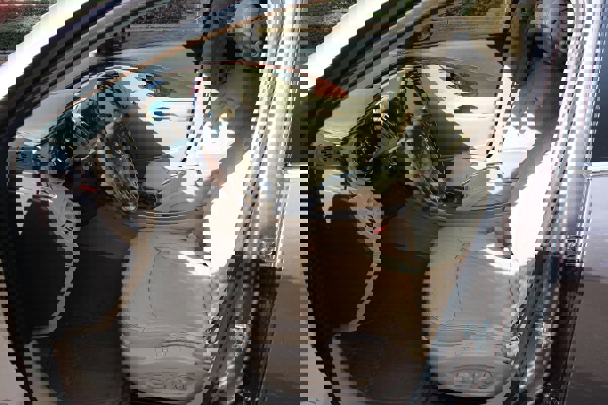 Used 2010 Buick LaCrosse CXL w/ Luxury Package FWD image 10