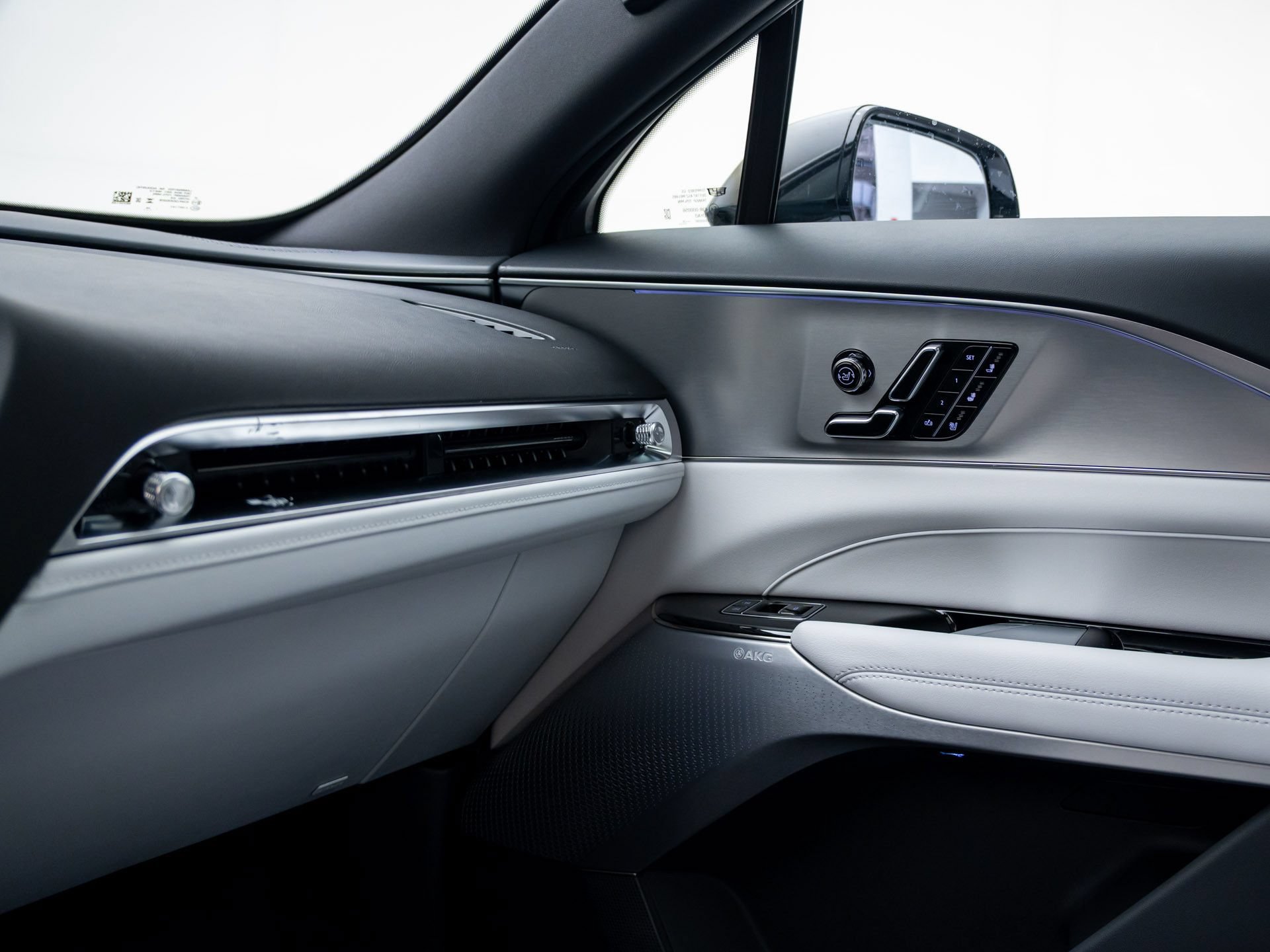 New 2027 Cadillac Lyriq Premium Sport AWD/4WD image 28
