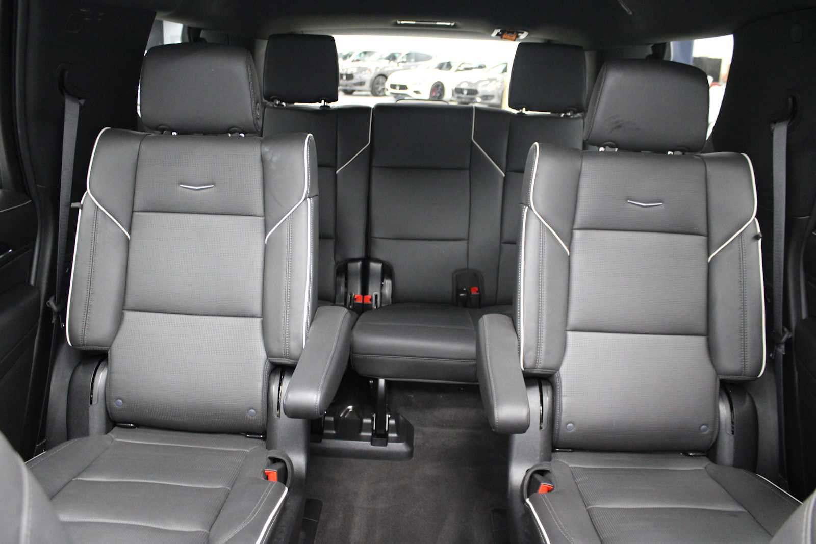 Certified 2024 Cadillac Escalade Sport w/ LPO, ONYX Package image 57