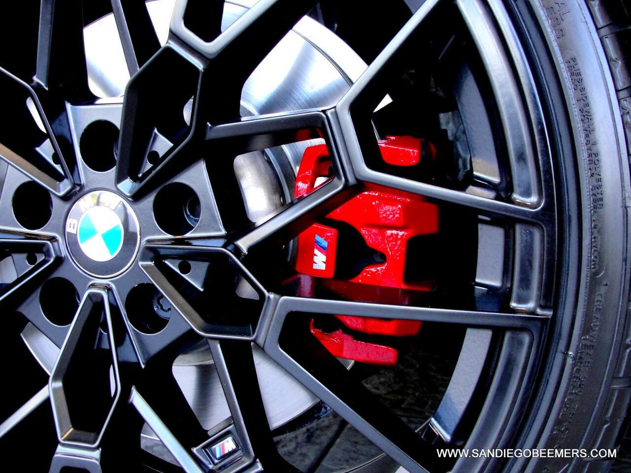 Used 2024 BMW M440i Coupe w/ Premium Package RWD image 16