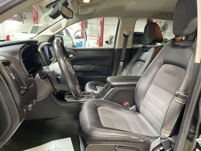 Used 2016 GMC Canyon SLE w/ All Terrain Package image 11