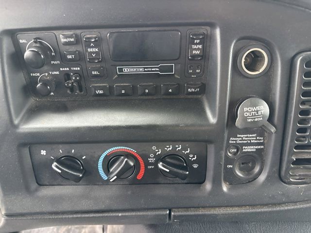 Used 2001 Dodge B1500 image 16