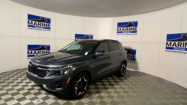 Used 2025 Kia Seltos EX w/ EX Sunroof Package image 6