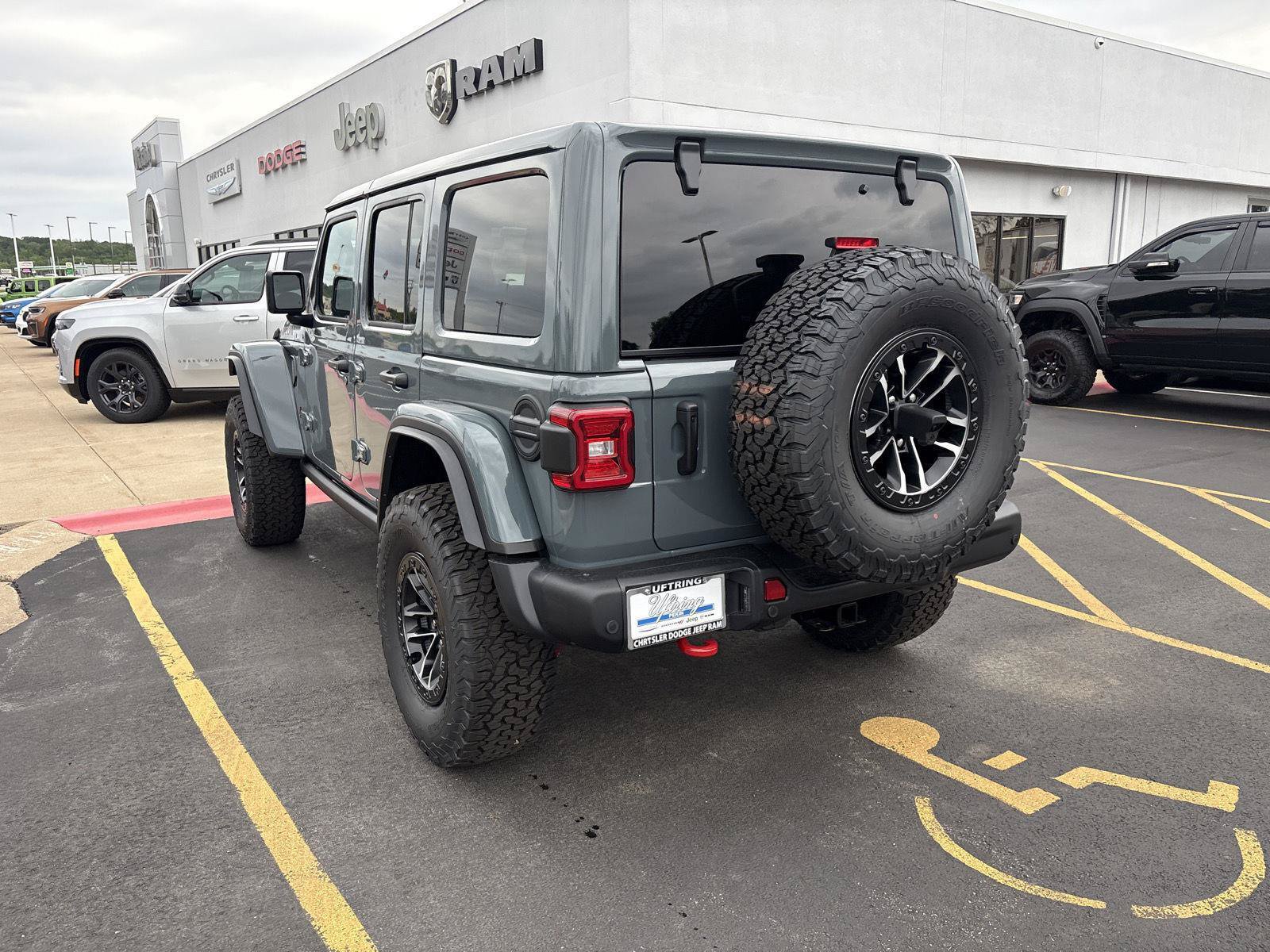 New 2026 Jeep Wrangler Unlimited Rubicon AWD/4WD image 8