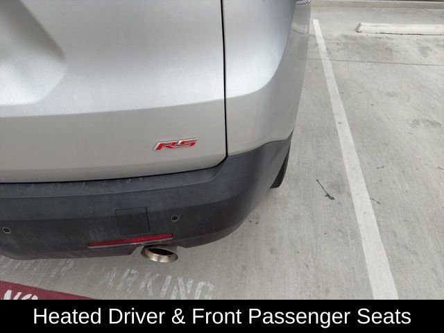 Used 2022 Chevrolet Traverse RS image 7