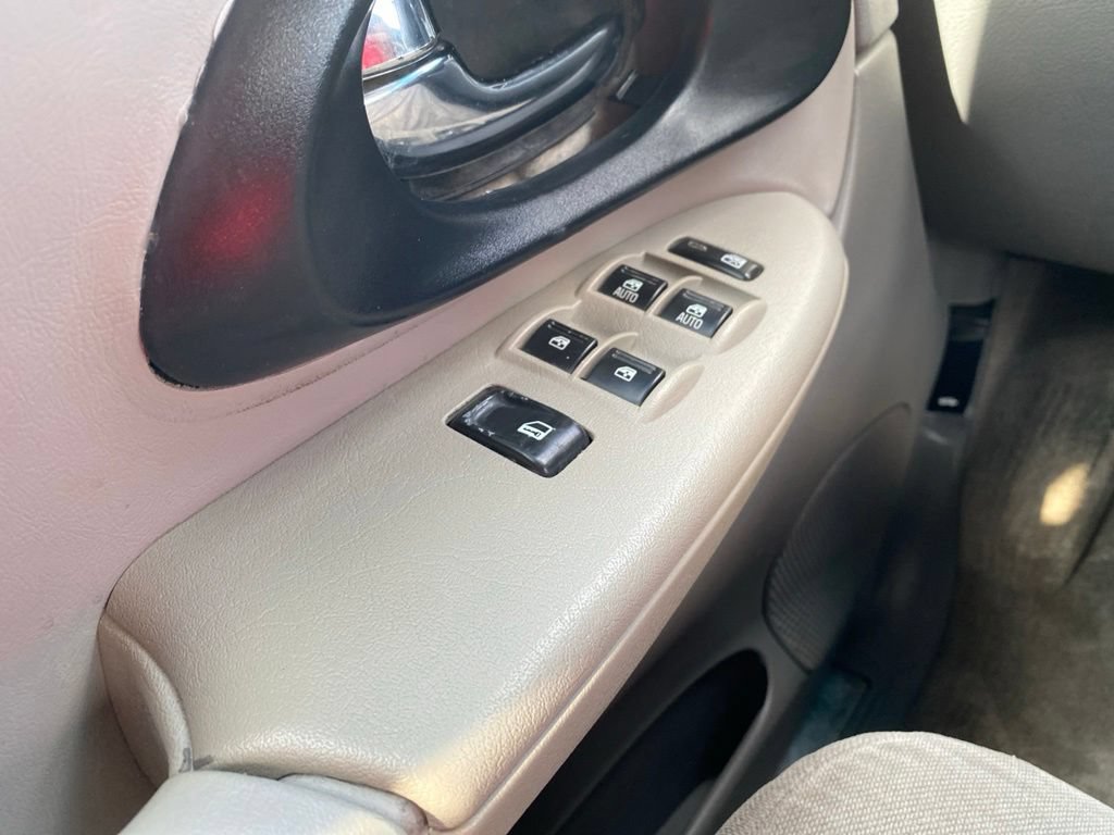 Used 2006 Chevrolet TrailBlazer LS w/ LS Preferred Equipment Group RWD image 21
