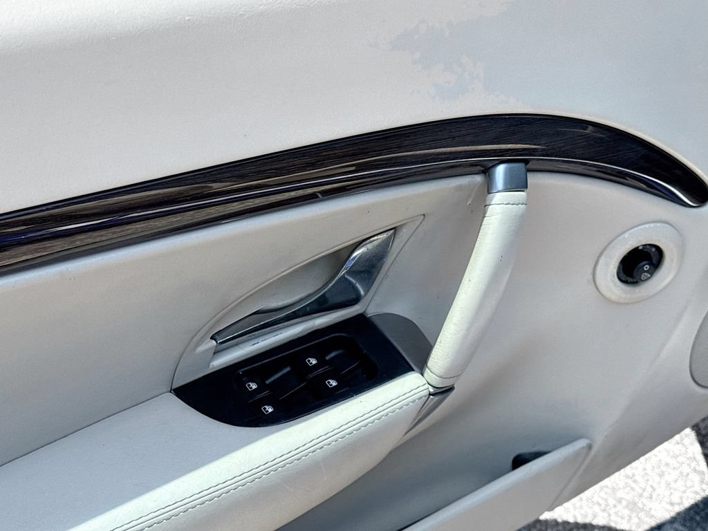 Used 2012 Maserati GranTurismo Convertible RWD image 18