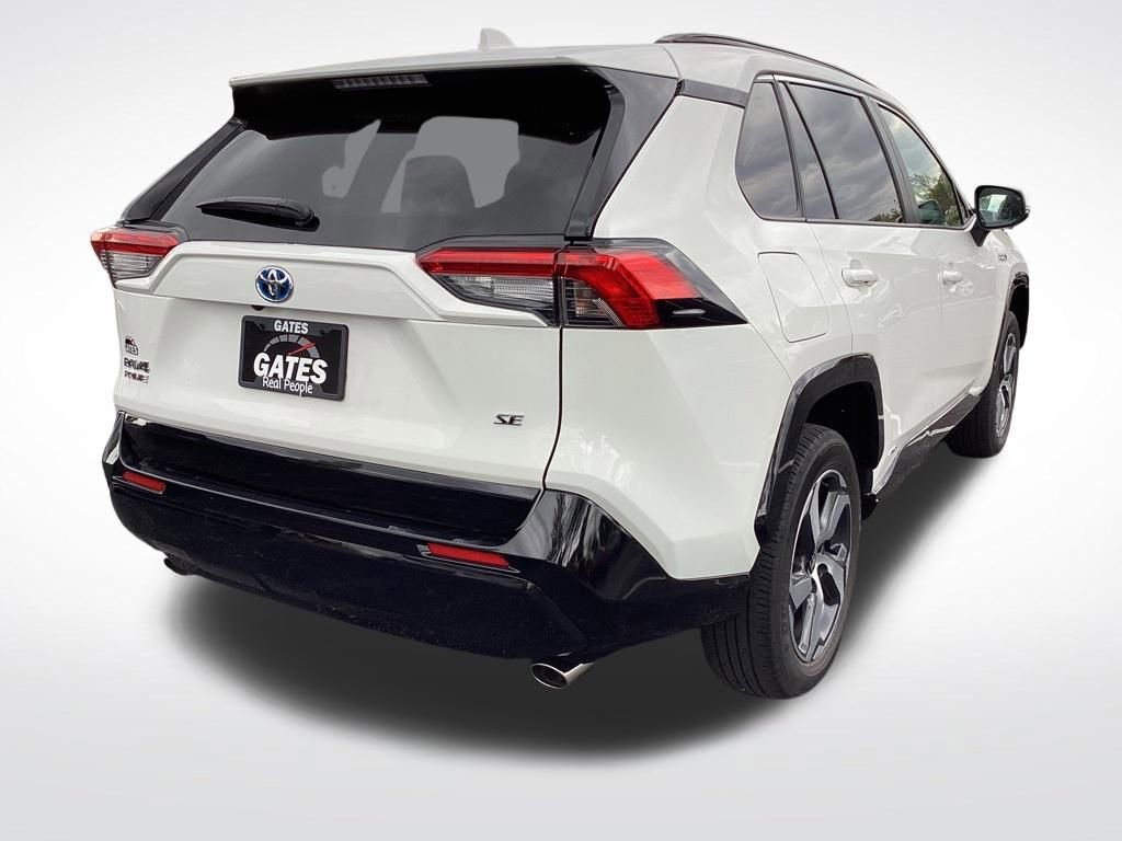 Used 2021 Toyota RAV4 SE w/ Weather & Moonroof Package AWD/4WD image 9