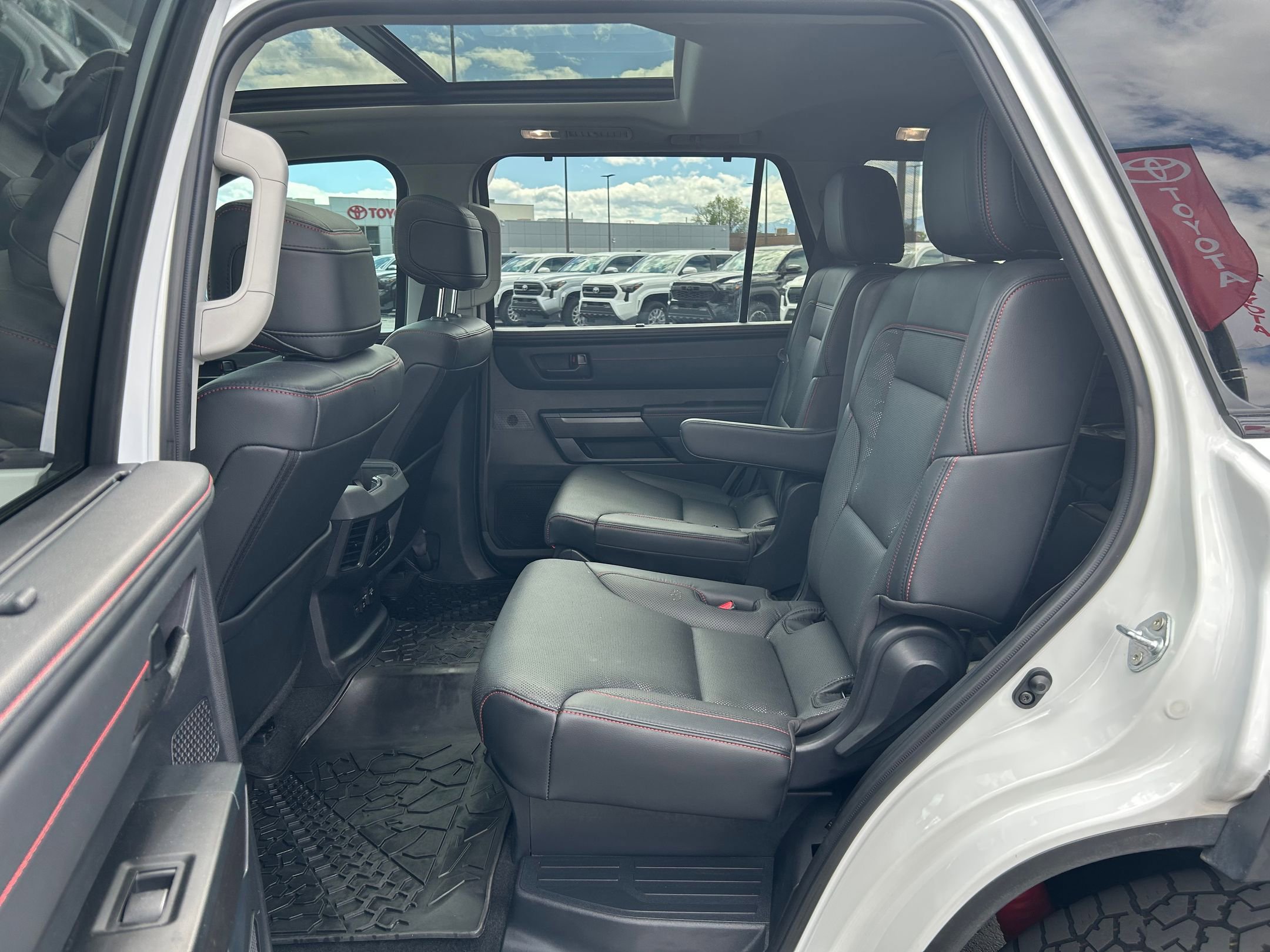 Used 2023 Toyota Sequoia TRD Pro AWD/4WD image 23