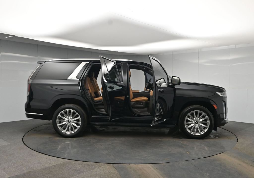 Used 2022 Cadillac Escalade Premium Luxury image 55