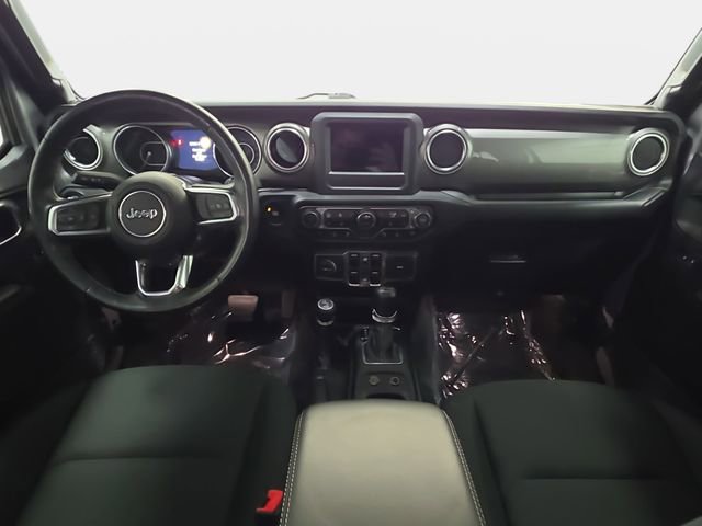 Used 2018 Jeep Wrangler Unlimited Sahara w/ Dual Top Group image 10