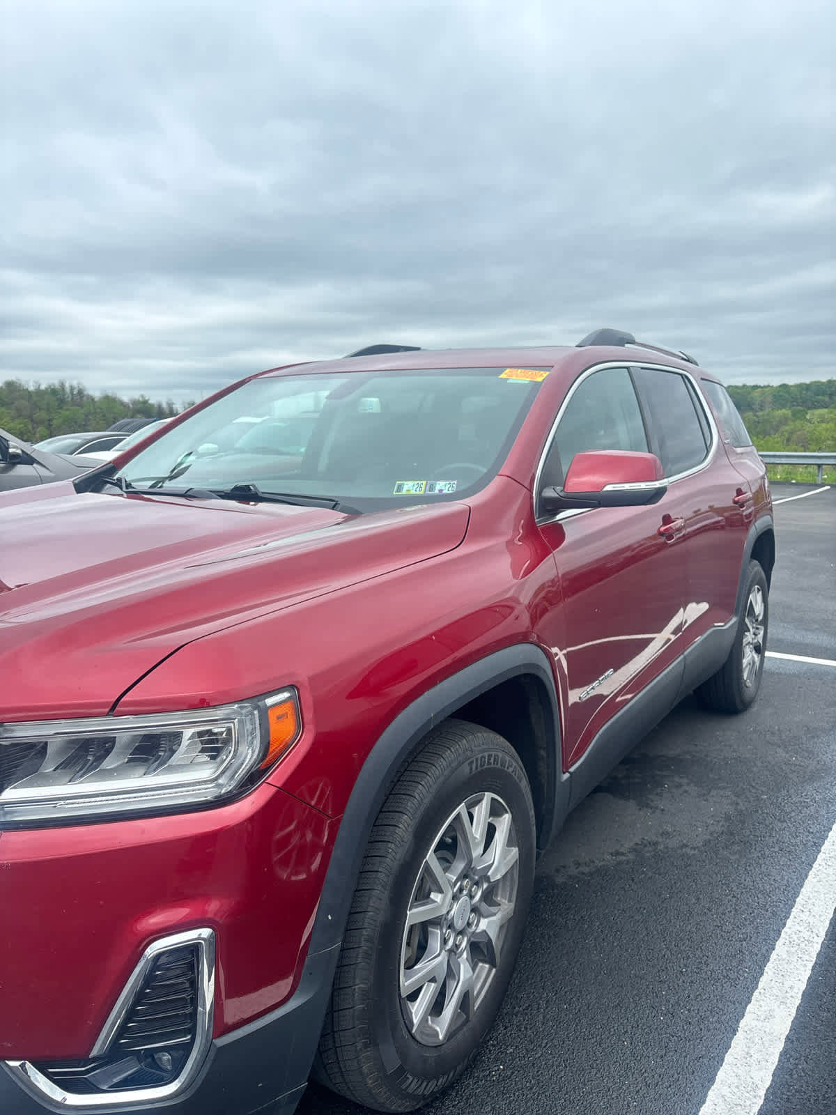 Used 2020 GMC Acadia SLT AWD/4WD image 2