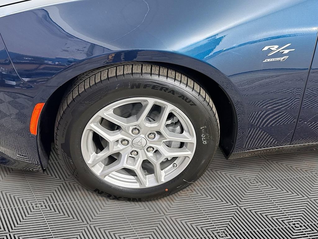 New 2025 Dodge Charger R/T w/ Sun & Sound Package AWD/4WD image 32