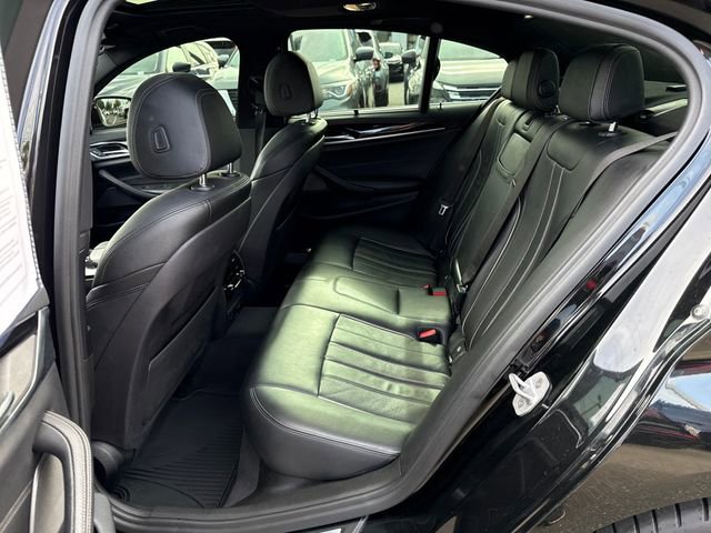 Used 2018 BMW 530i xDrive AWD/4WD image 14