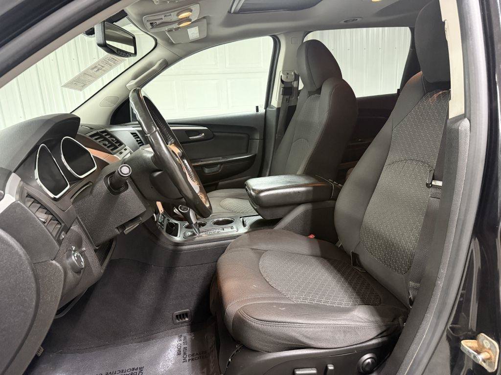 Used 2011 Chevrolet Traverse LT w/ Personal Connectivity Package FWD image 8