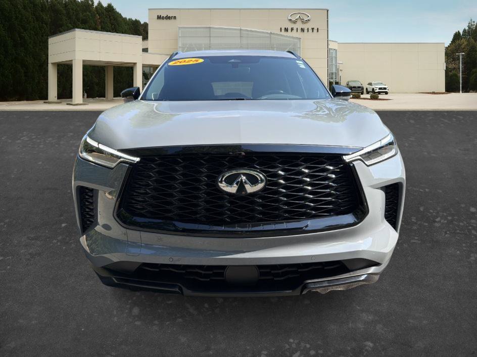 Certified 2025 INFINITI QX60 Luxe w/ Black Edition AWD/4WD video 2
