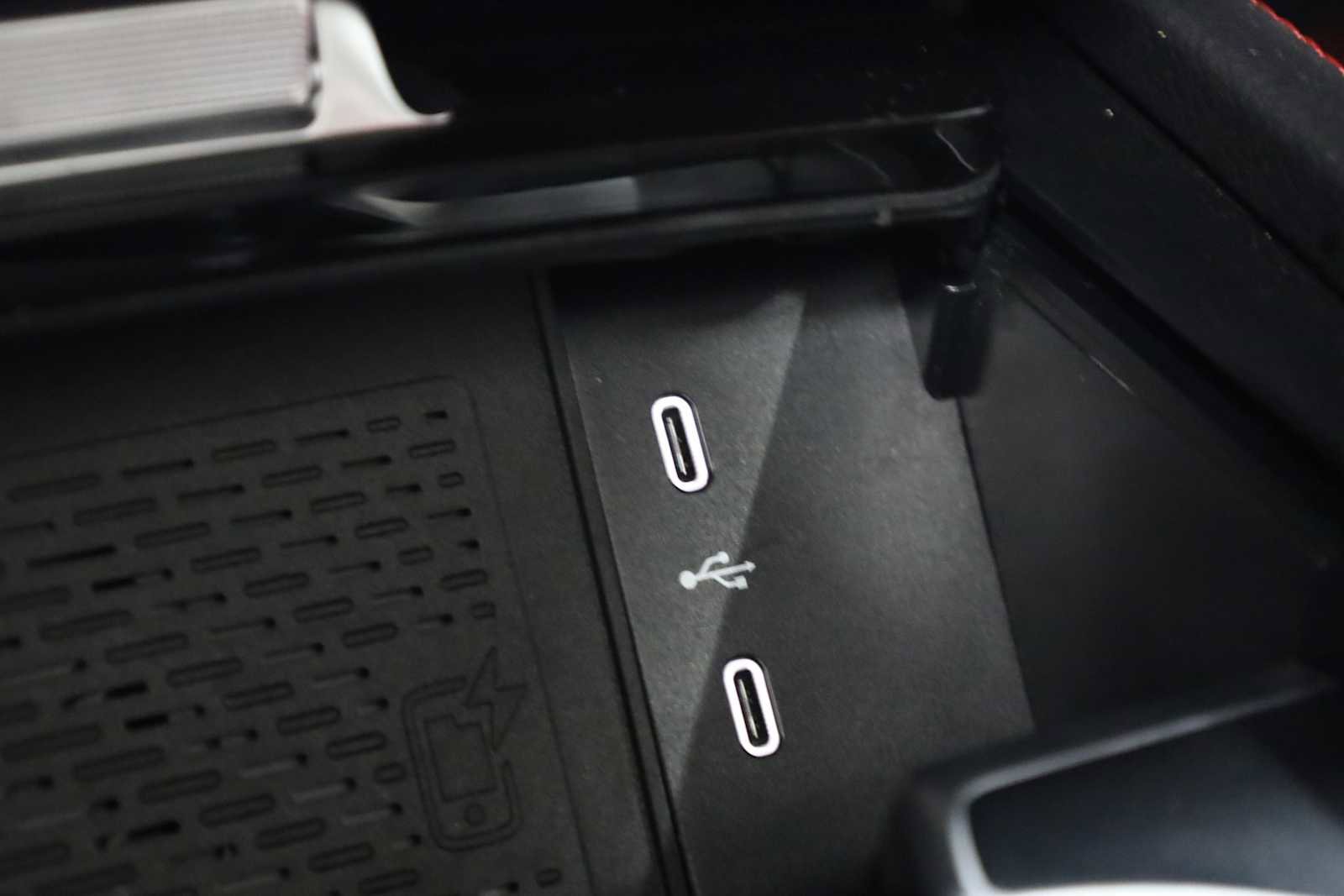 Used 2025 Mercedes-Benz GLE 53 AMG 4MATIC image 32