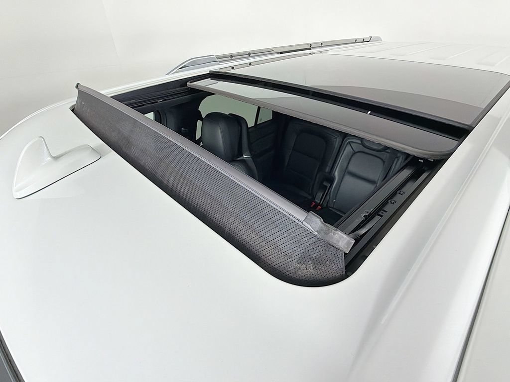 Certified 2023 Lincoln Navigator L Reserve RWD image 22