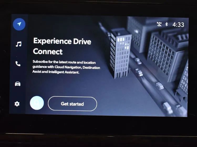 Used 2025 Toyota Corolla LE image 28