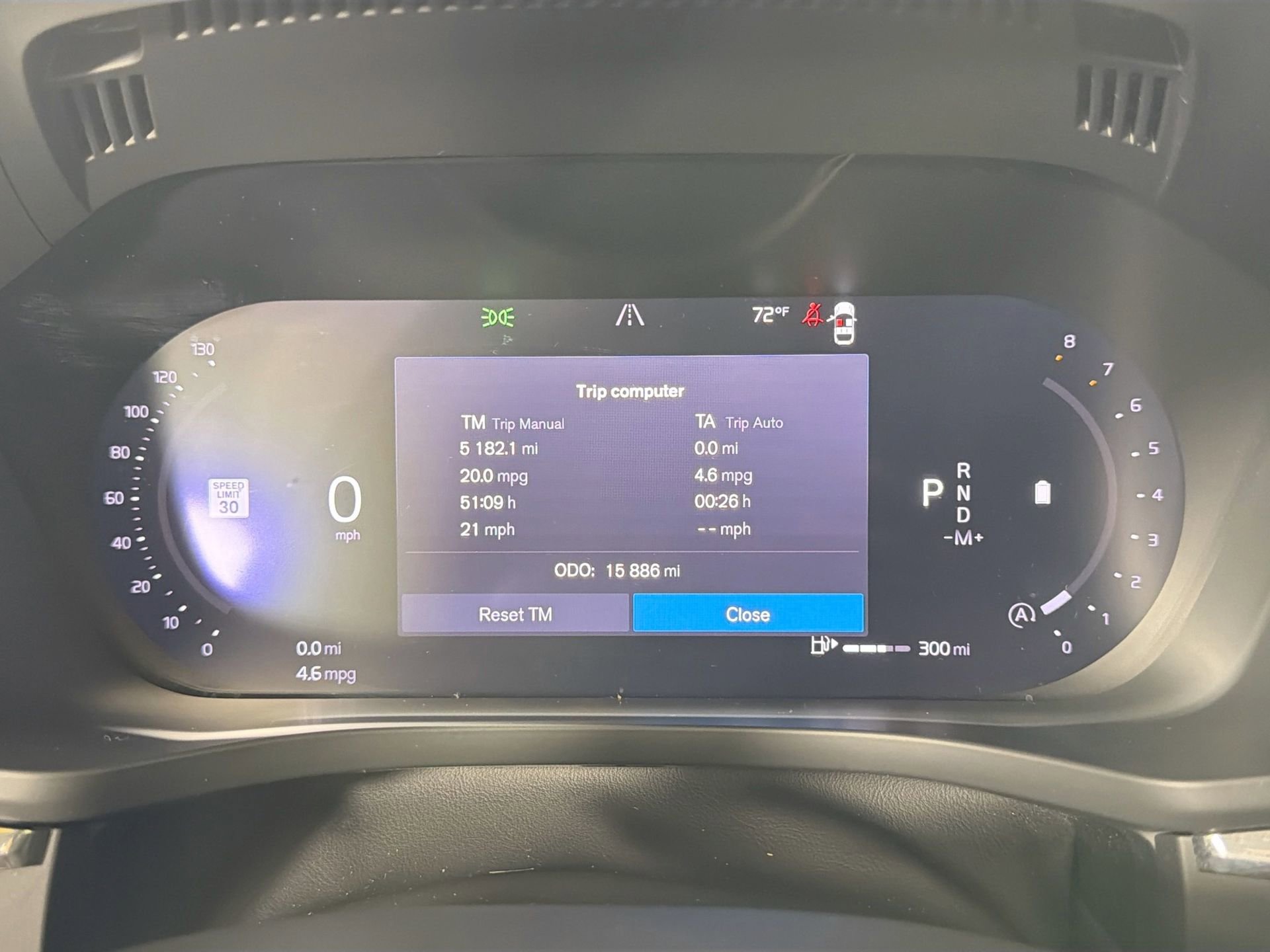 Certified 2023 Volvo XC60 B5 Core AWD/4WD image 11