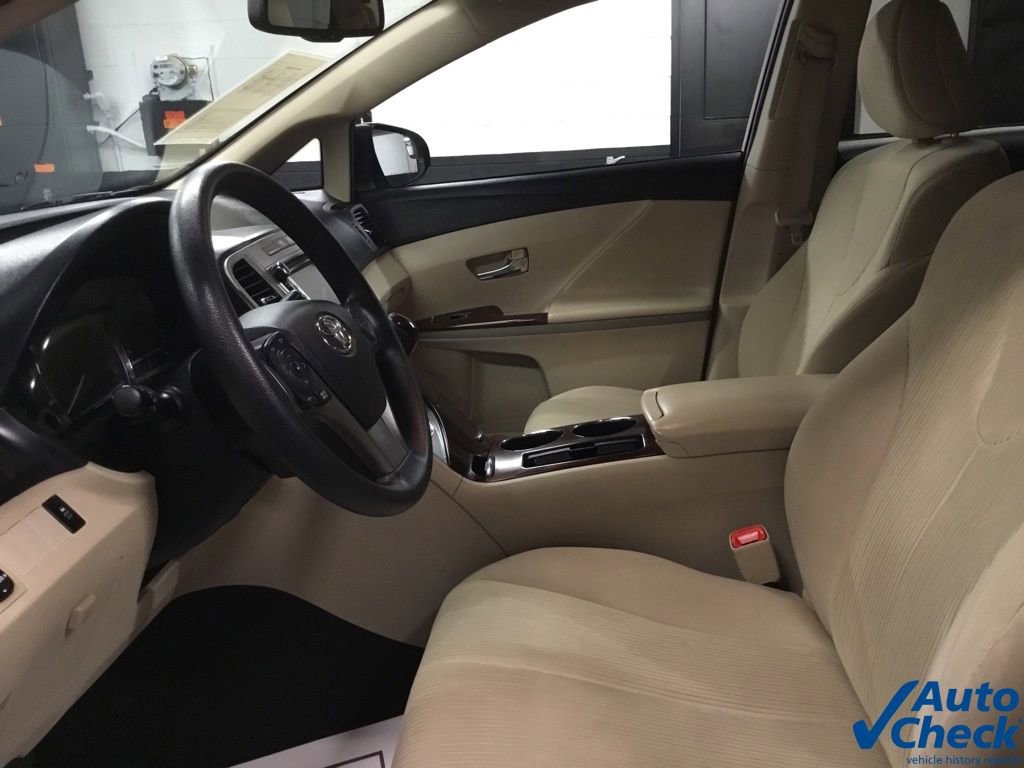 Used 2014 Toyota Venza LE AWD/4WD image 29