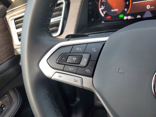 Certified 2025 Volkswagen Atlas SEL Premium R-Line image 26