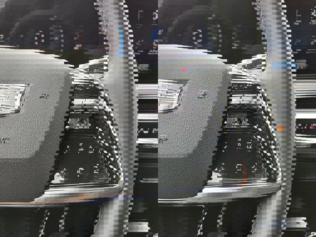 Certified 2024 Cadillac Lyriq Sport AWD/4WD image 17