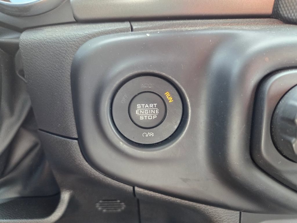 Used 2023 Jeep Wrangler Sport AWD/4WD image 33
