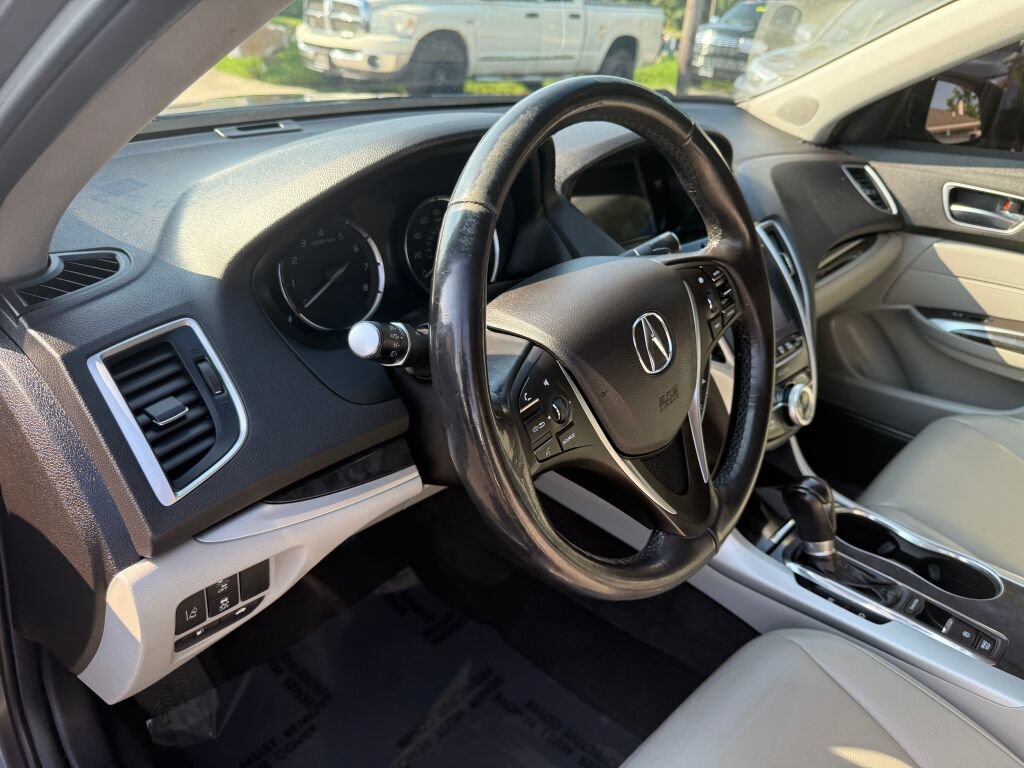 Used 2019 Acura TLX FWD image 12